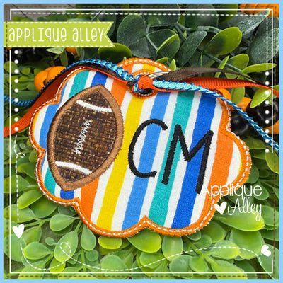 BAG TAG SCALLOP OVAL FOOTBALL AAEH8781