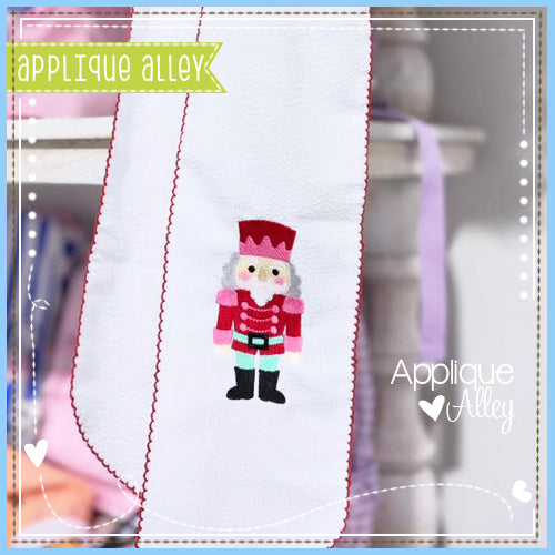 EMBROIDERY PRINCE PECAN NUTCRACKER AAEH8975