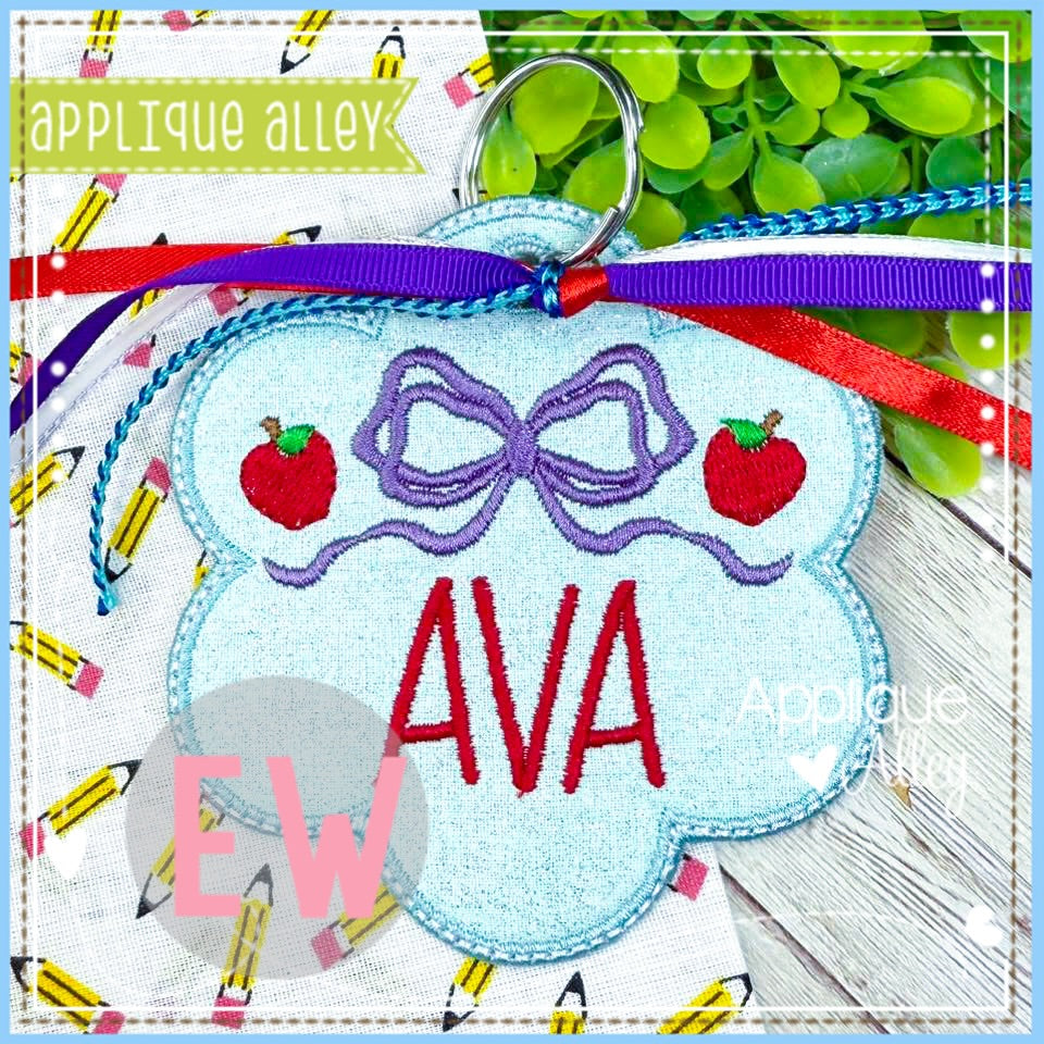 ITH MAILEY BOW SCALLOP APPLE BAG TAG AAEW8786