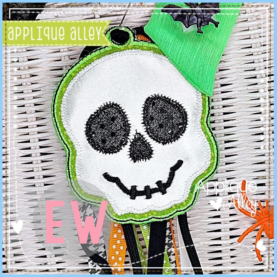 ITH CHUBBY SKULL BAG TAG-SHAKER FRIENDLY-  AAEW8883