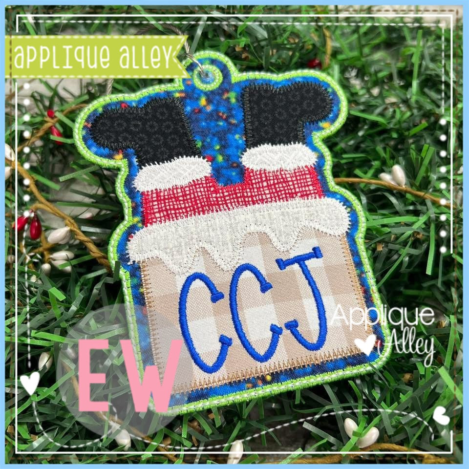 ITH STUCK SANTA BAG TAG - SHAKER FRIENDLY - AAEW8951