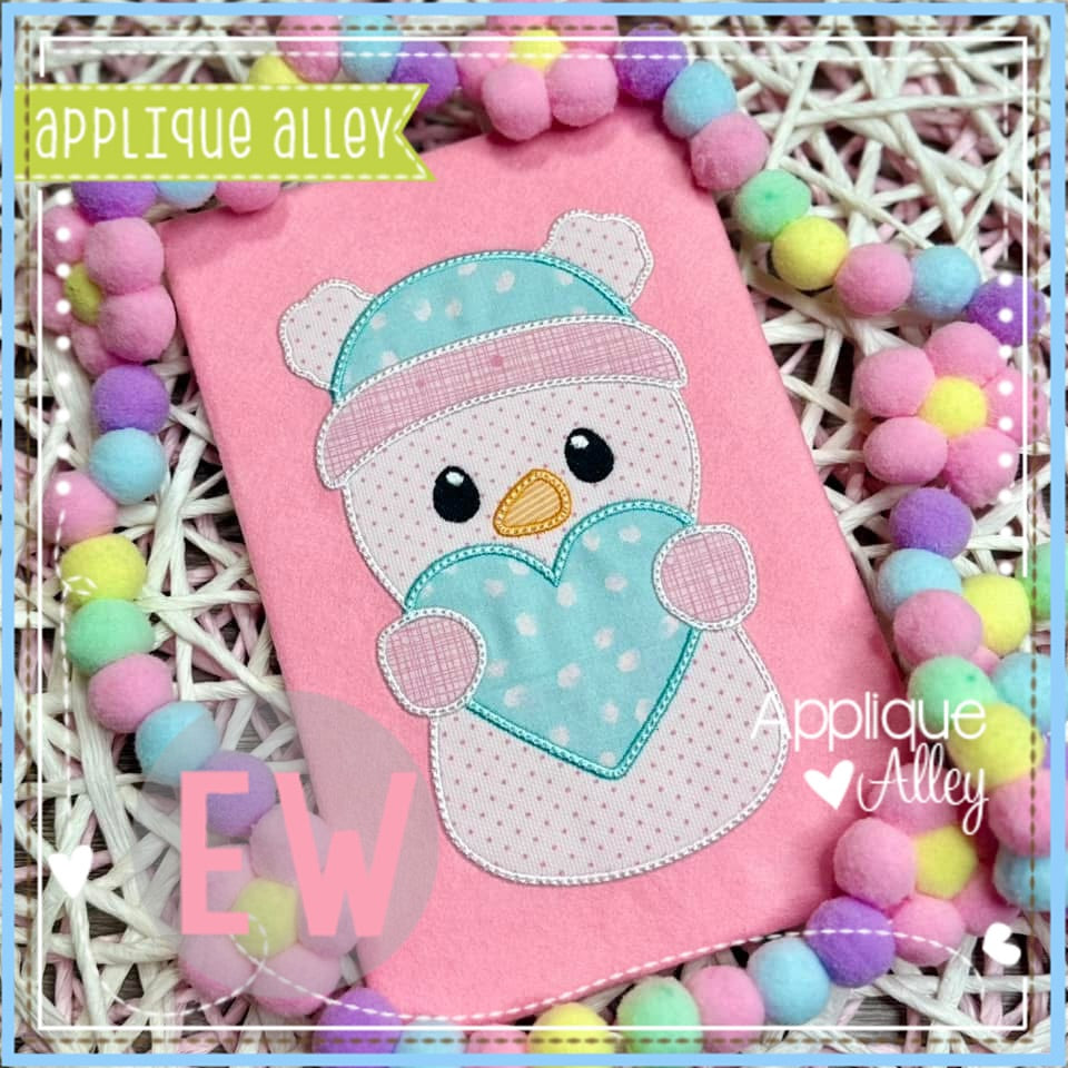 SNOWMAN WITH HEART AAEW8980