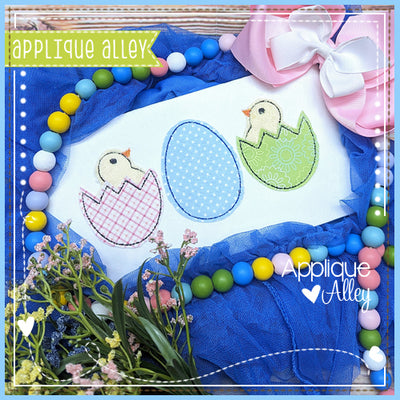 VINTAGE CHICK EGG TRIO 7071AAEH